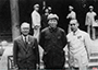 1949年9月在中国人民政协会议上和爱国华侨陈嘉庚、庄明理合影